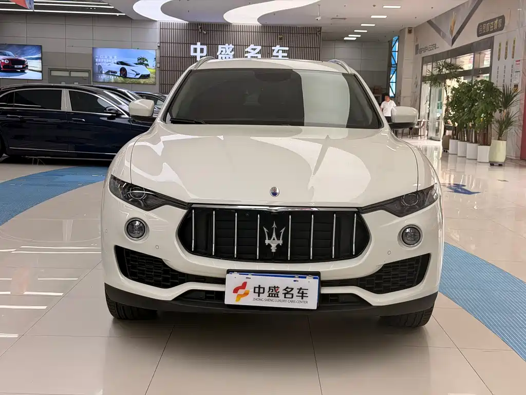 Maserati Levante 2021 — фото 2
