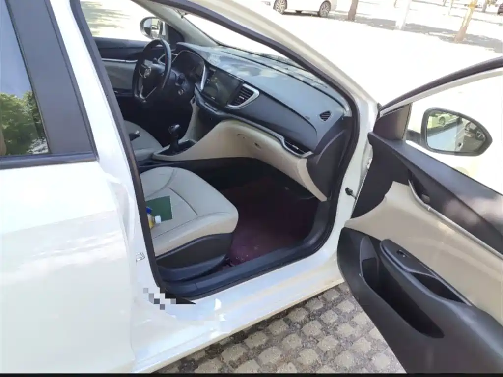 Buick Excelle 2018 — фото 14