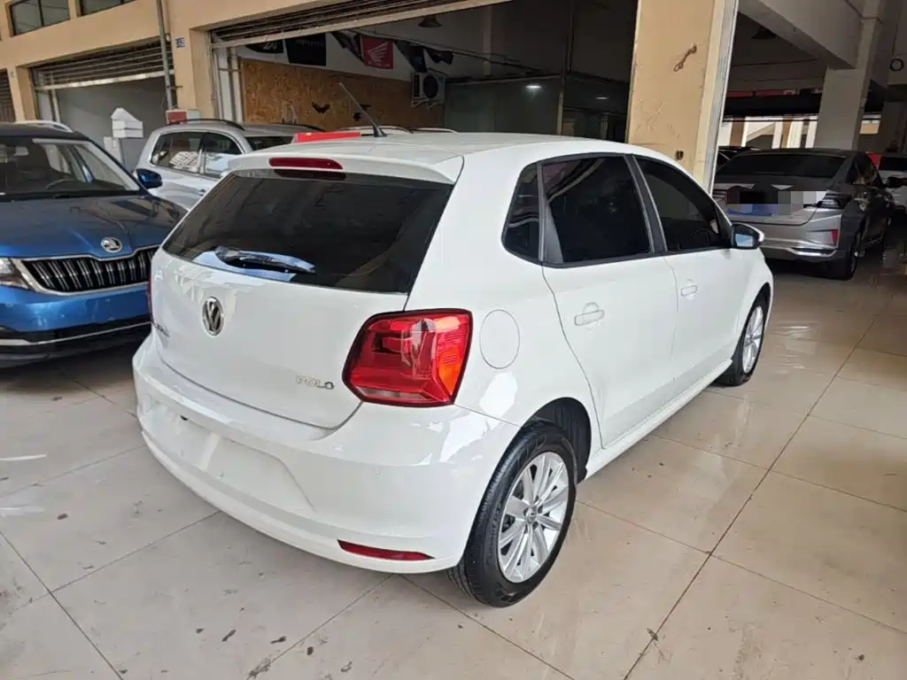 Volkswagen Polo 2015