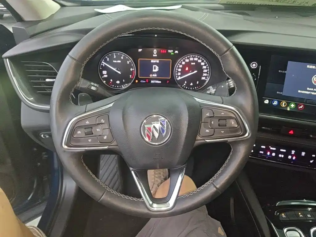 Buick Envision Plus 2023 — фото 11