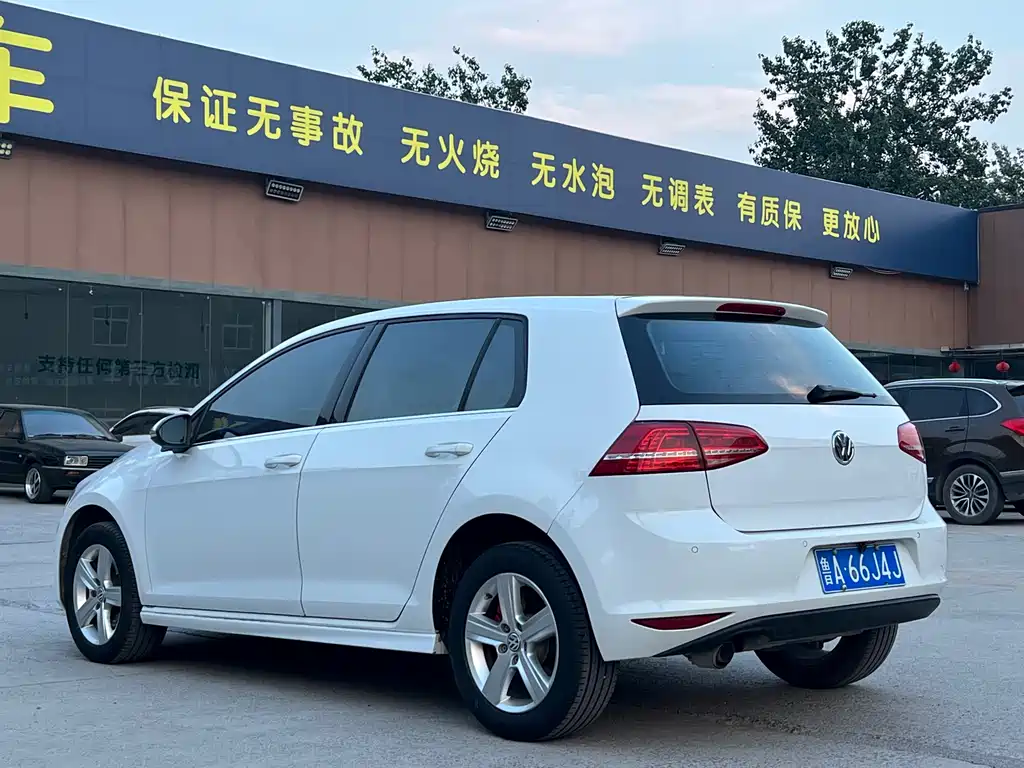 Volkswagen Golf 2016