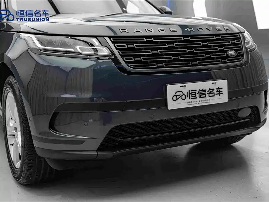 Land Rover Velar 2024 — фото 9