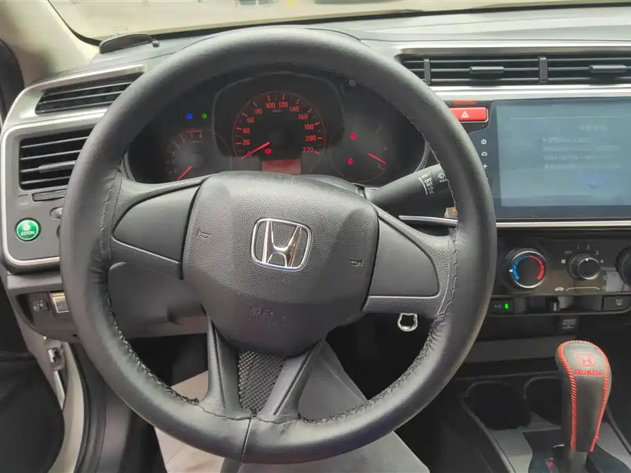 Honda City 2017 — фото 15