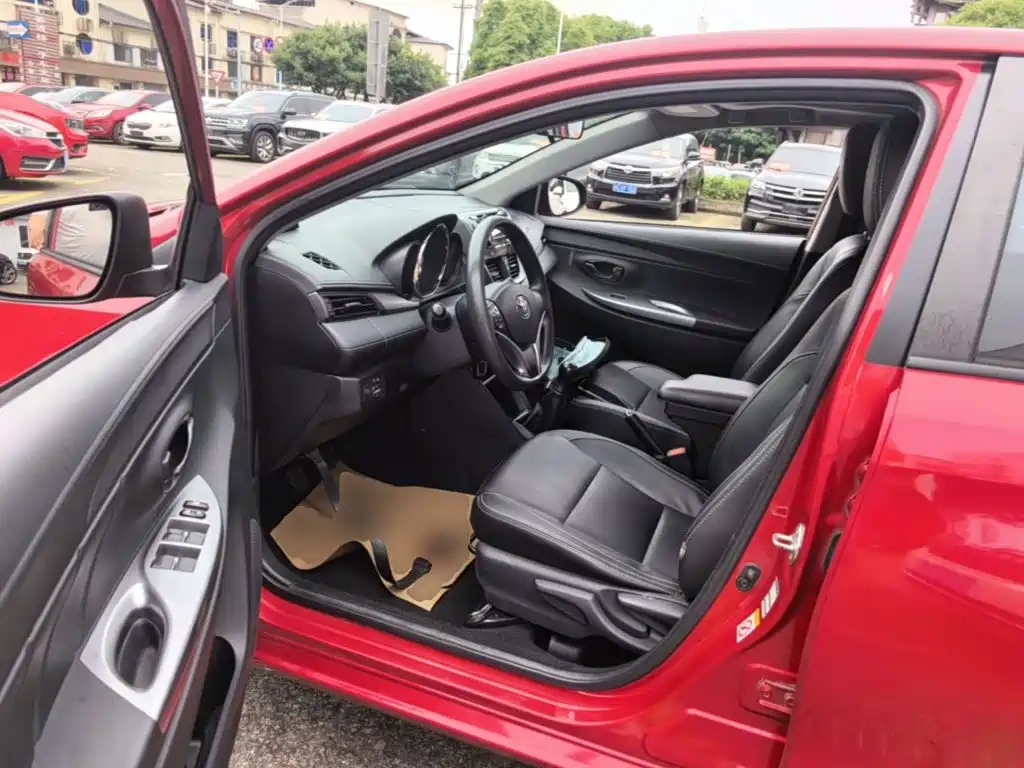 Toyota Vios FS 2017 — фото 16