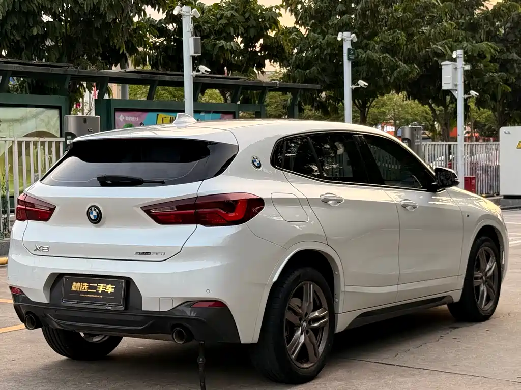BMW X2 2023 — фото 10