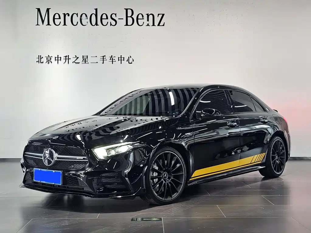 Mercedes-Benz A-Class AMG 2023 — фото 1