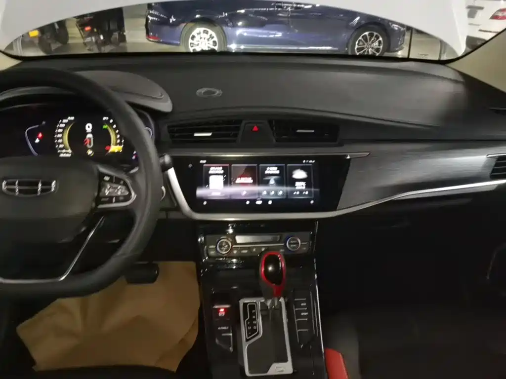 Geely Emgrand GS 2020 — фото 13