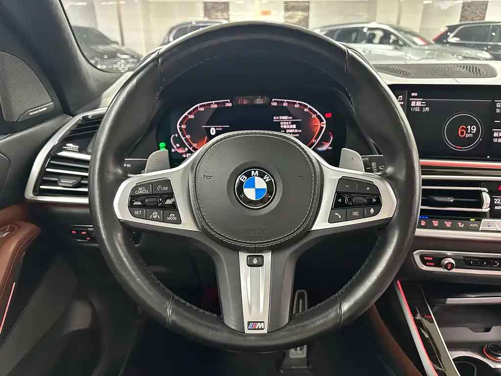 BMW X7 2022 — фото 16