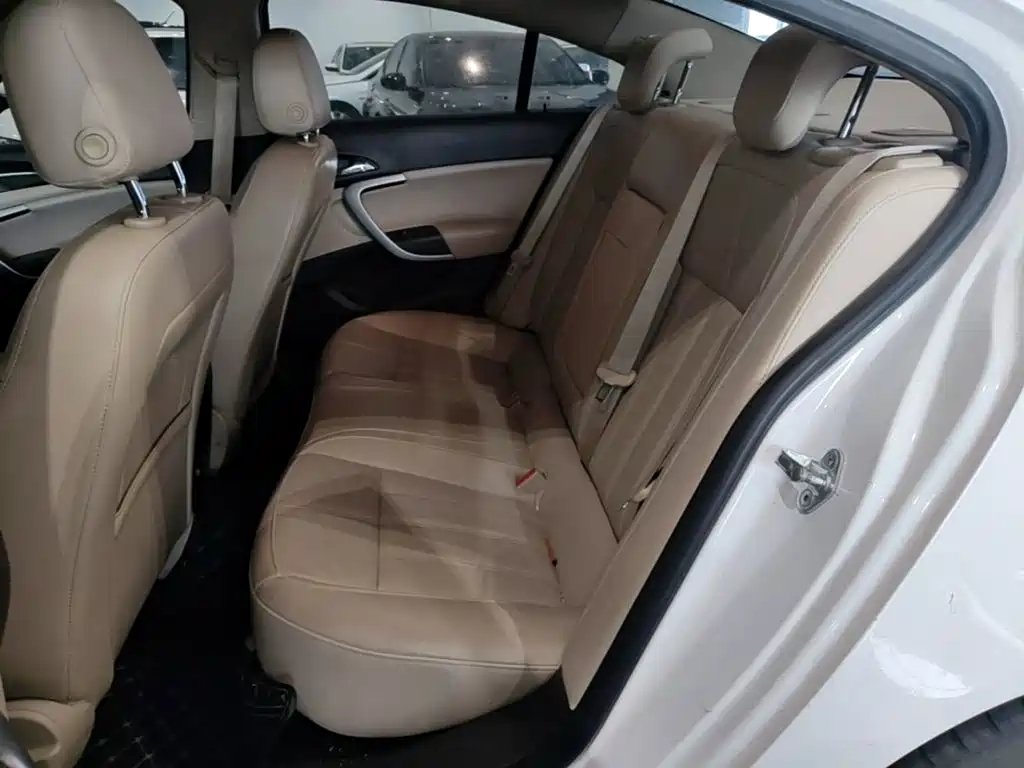 Buick Regal 2015 — фото 17