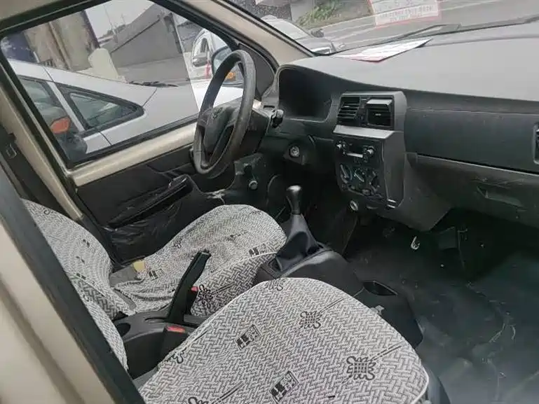 Wuling Rongguang 2011