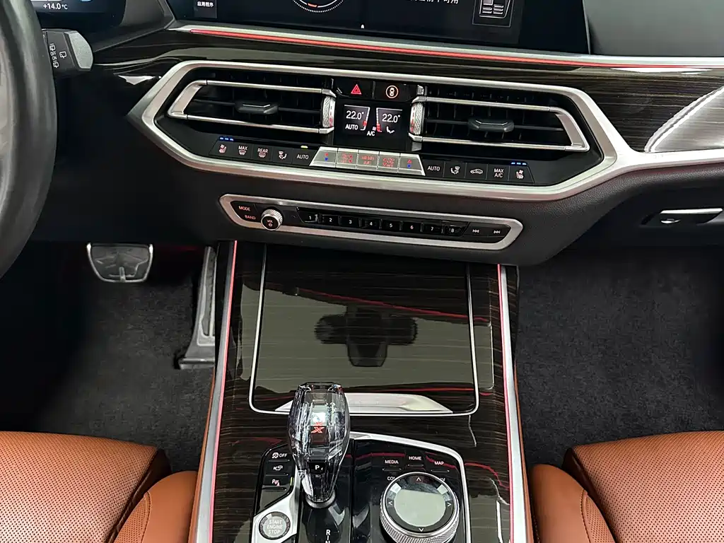 BMW X7 2022 — фото 12