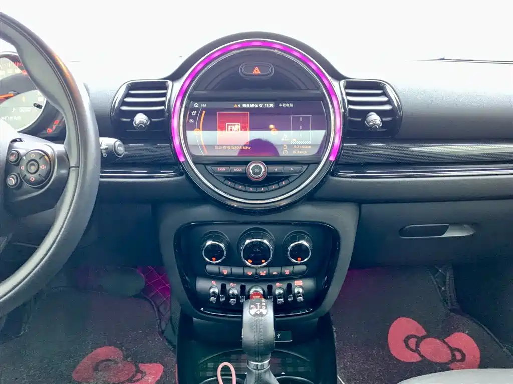MINI Clubman 2018 — фото 20
