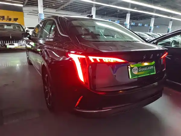 Hongqi E-QM5 2023