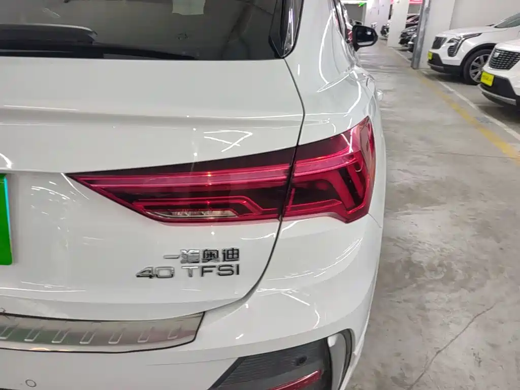Audi Q3 Sportback 2022 — фото 8