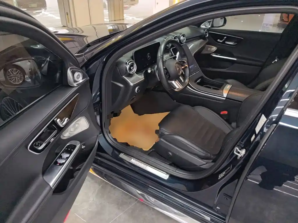 Mercedes-Benz C-Class 2022 — фото 12