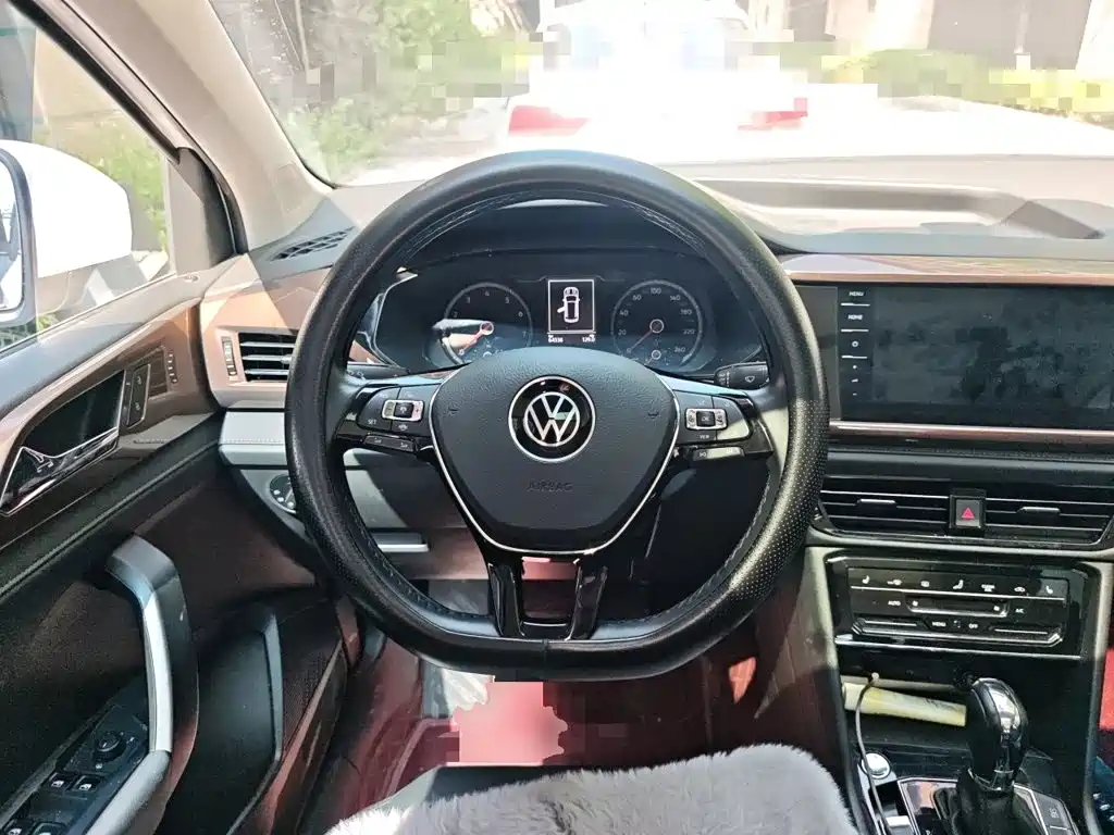 Volkswagen Tharu 2022