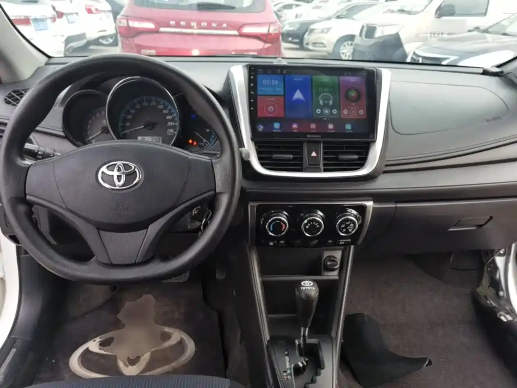 Toyota Yaris L 2019