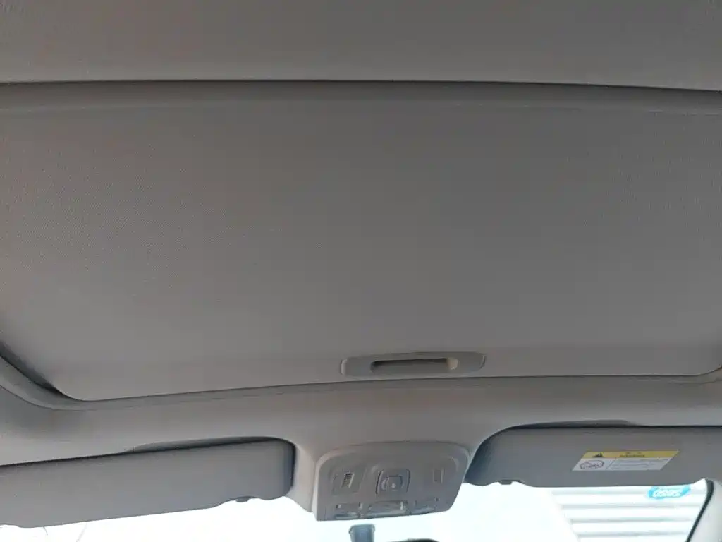 Citroën C4L 2016 — фото 19