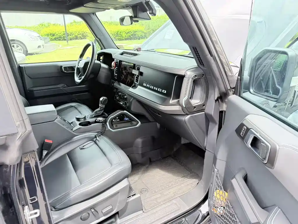 Ford Bronco 2025