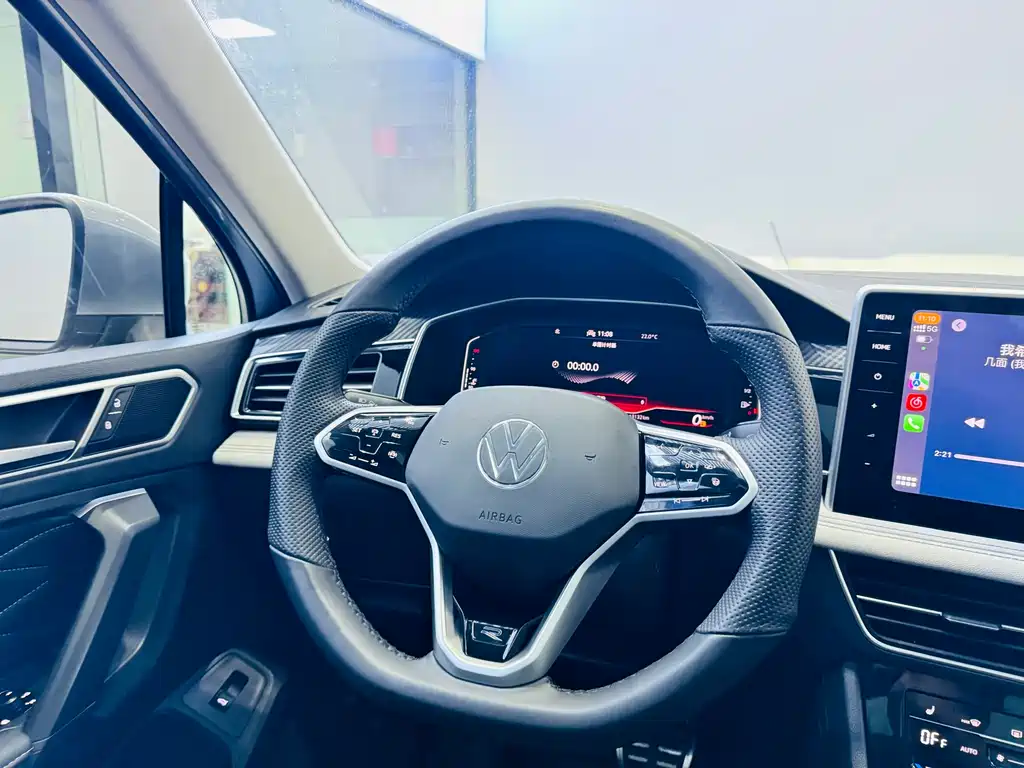 Volkswagen Tiguan L 2022 — фото 14