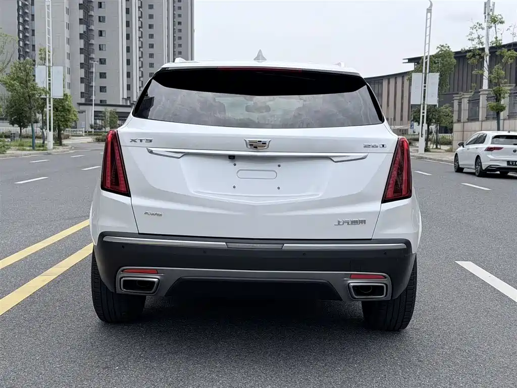 Cadillac XT5 2020 — фото 7
