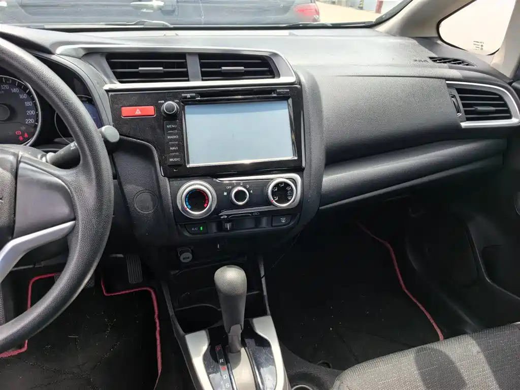 Honda Fit 2014 — фото 11