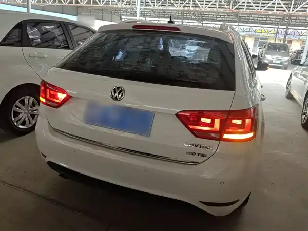 Volkswagen Gran Lavida 2017