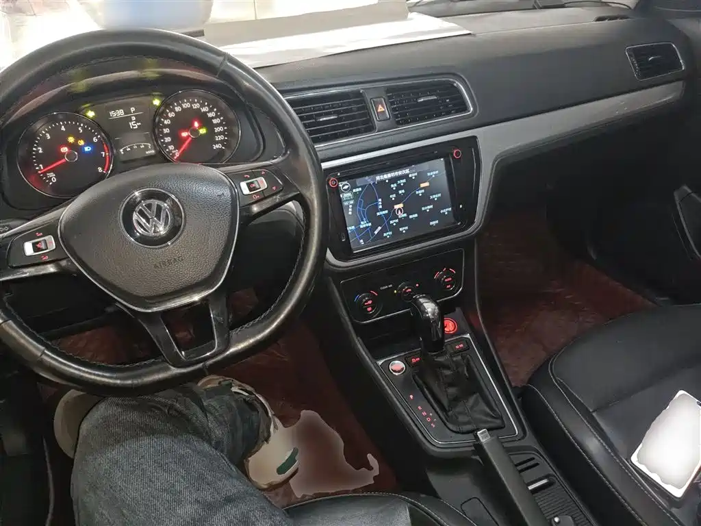 Volkswagen Gran Lavida 2018 — фото 10