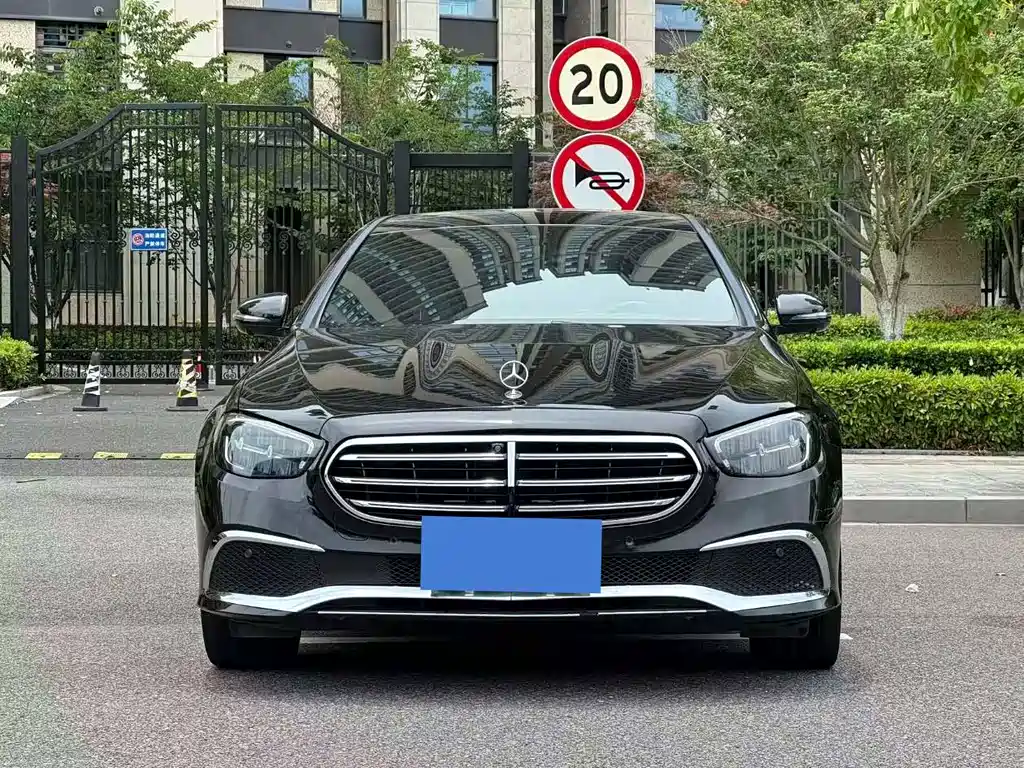 Mercedes-Benz E-Class 2021 — фото 2
