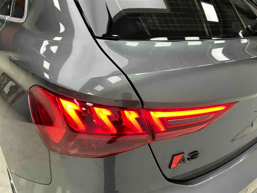 Audi A3 2023 — фото 19