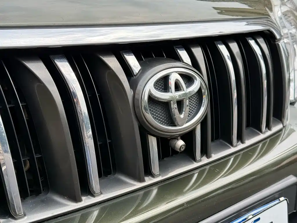 Toyota Prado 2013 — фото 15