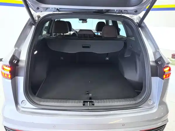 Geely Xingyue L 2022