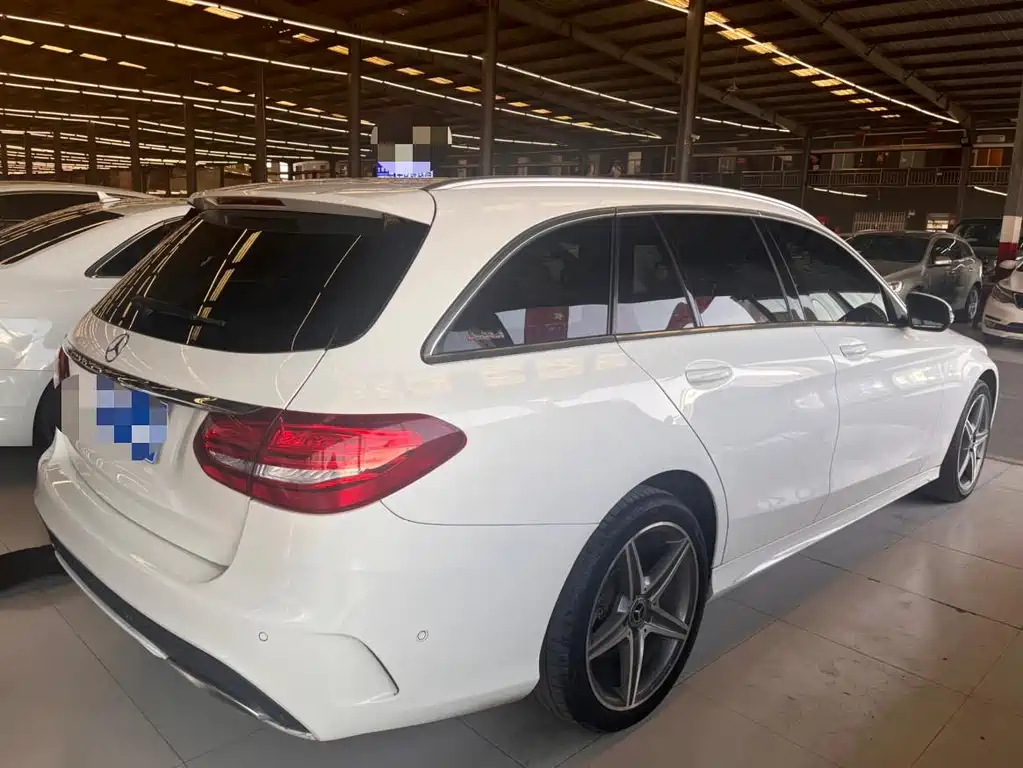 Mercedes-Benz C-Class 2017 — фото 10