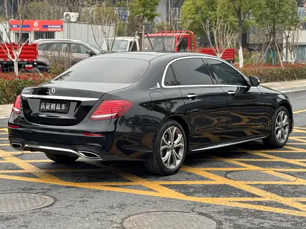 Mercedes-Benz E-Class 2020