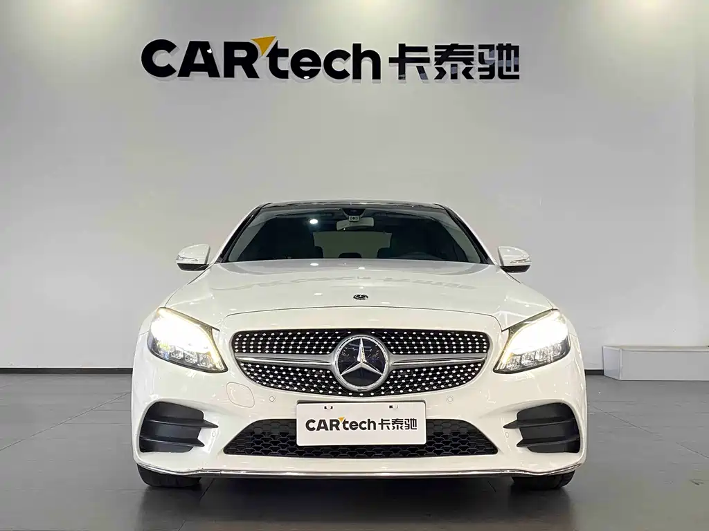 Mercedes-Benz C-Class 2019