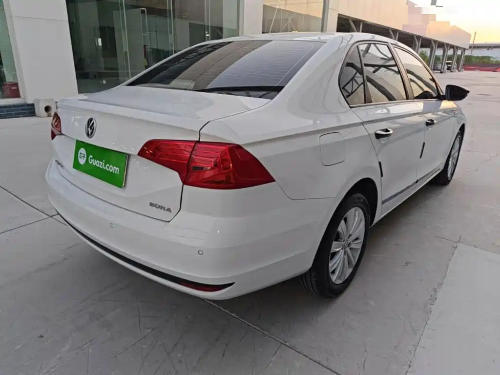 Volkswagen Bora 2021