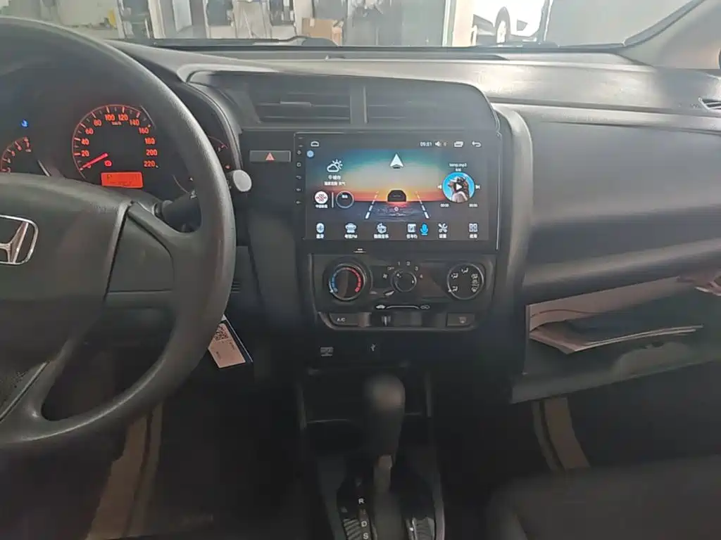 Honda Fit 2018 — фото 13