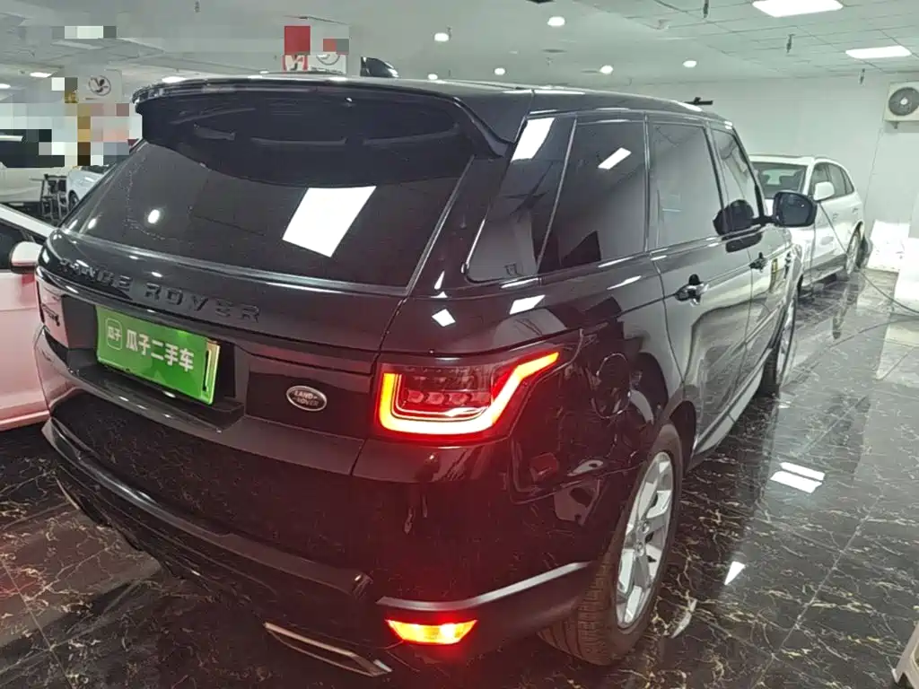 Land Rover Sport PHEV 2021 — фото 7