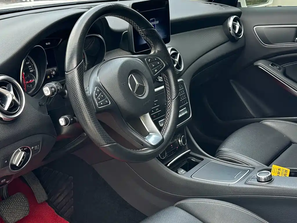 Mercedes-Benz GLA 2018 — фото 6