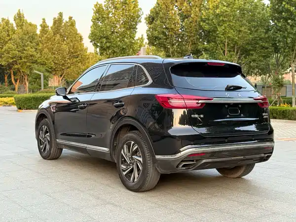 Hongqi HS5 2022