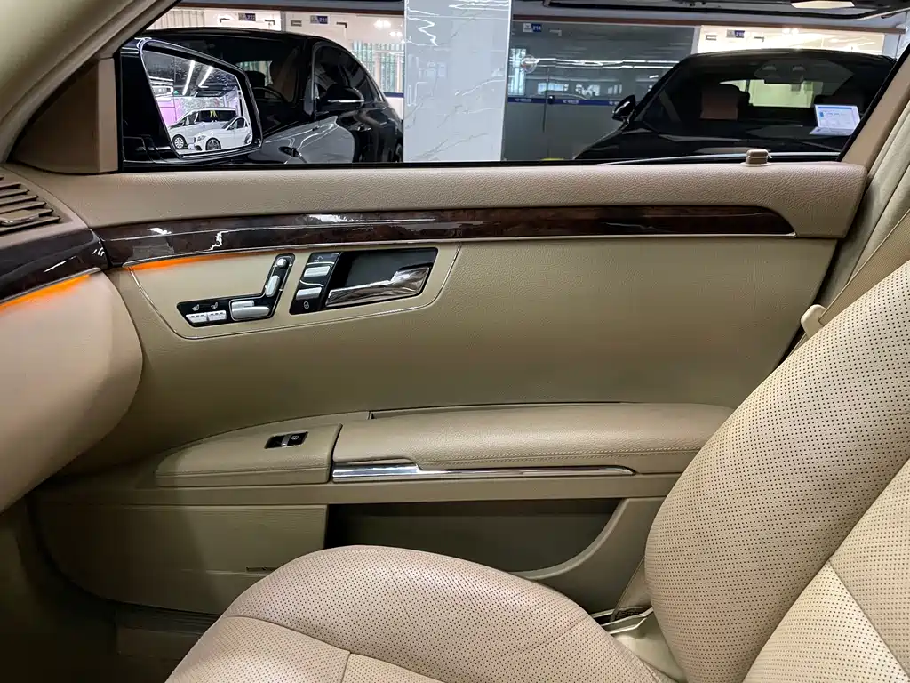 Mercedes-Benz S-Class 2010 — фото 37