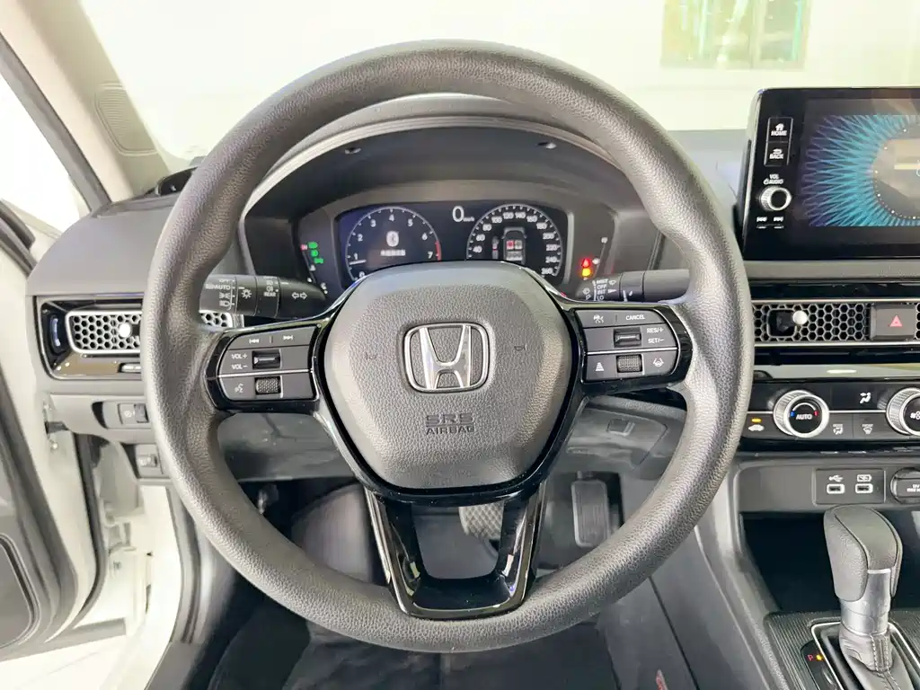 Honda Civic 2024 — фото 23