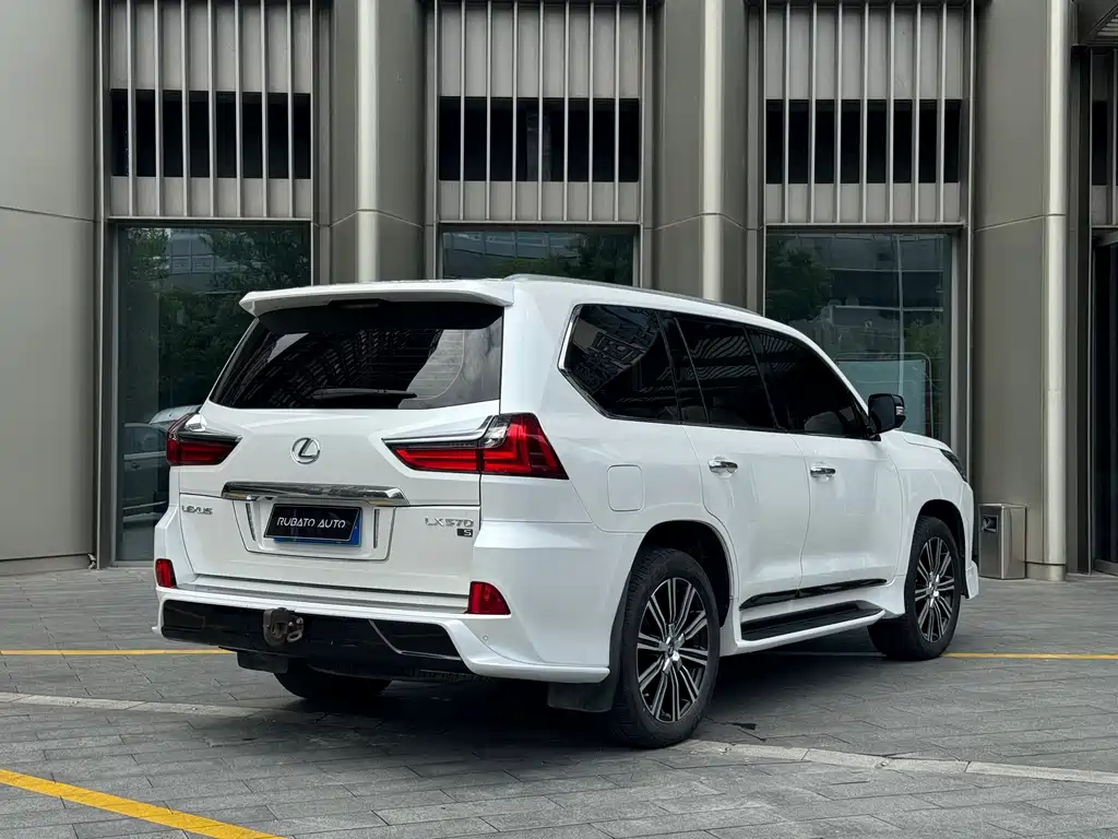Lexus LX 2019 — фото 3