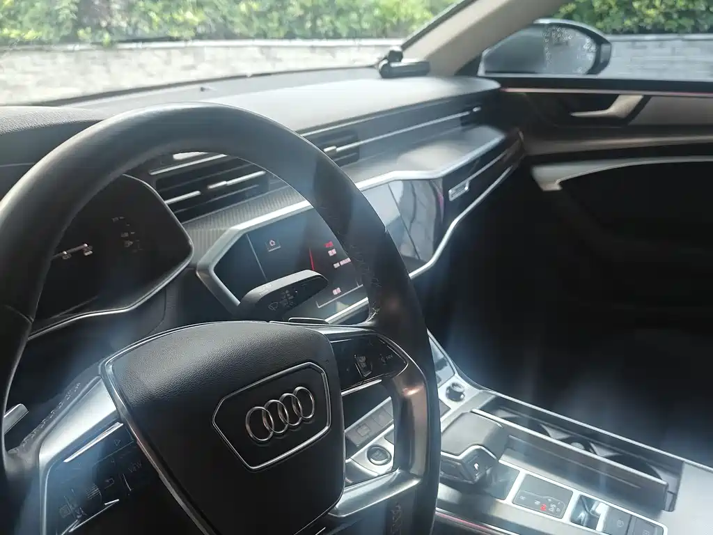 Audi A7L 2022 — фото 5