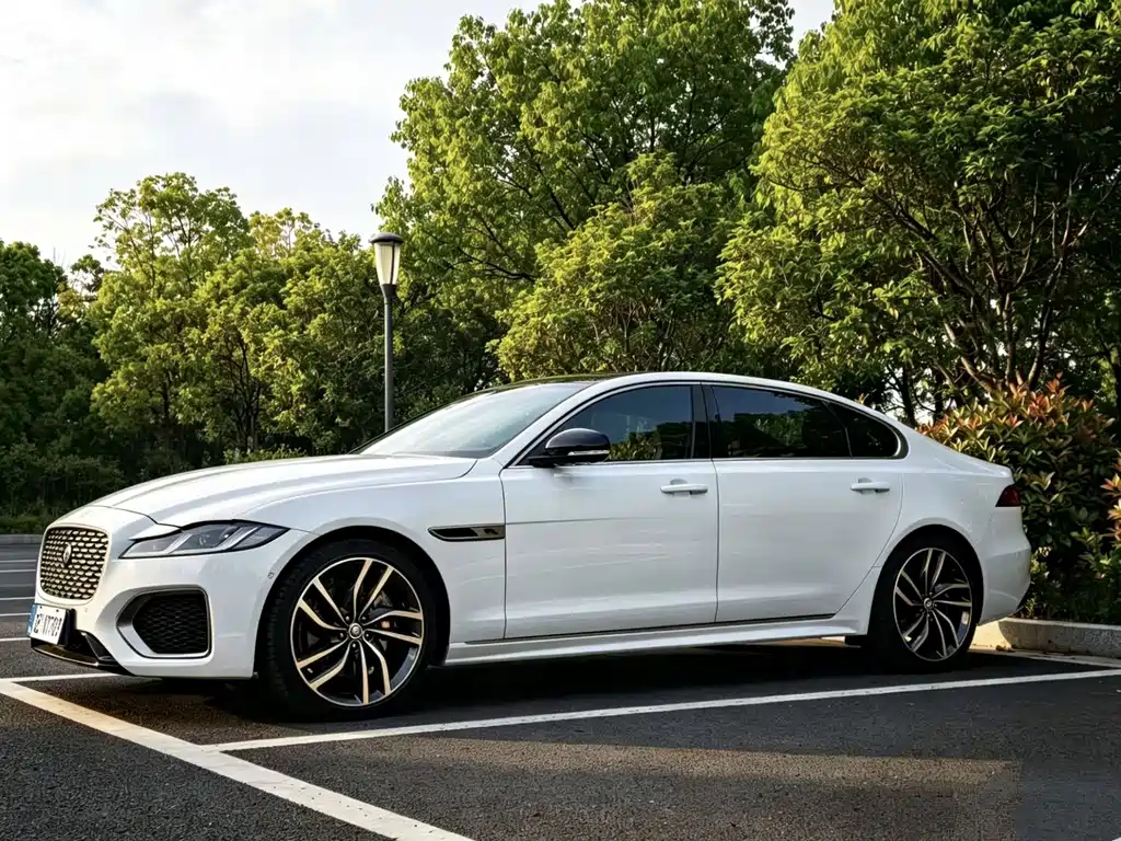 Jaguar XFL 2024