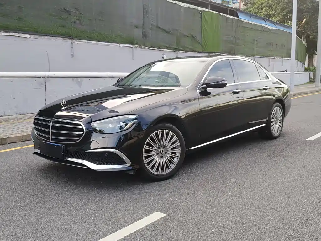 Mercedes-Benz E-Class 2021