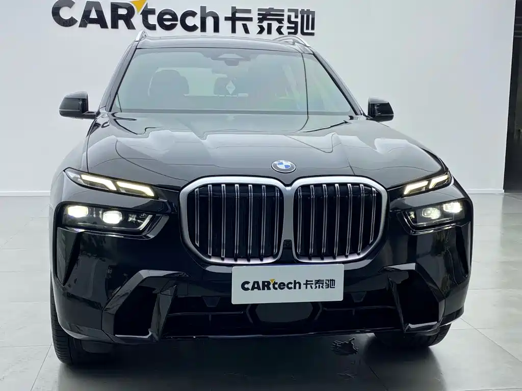 BMW X7 2023 — фото 39