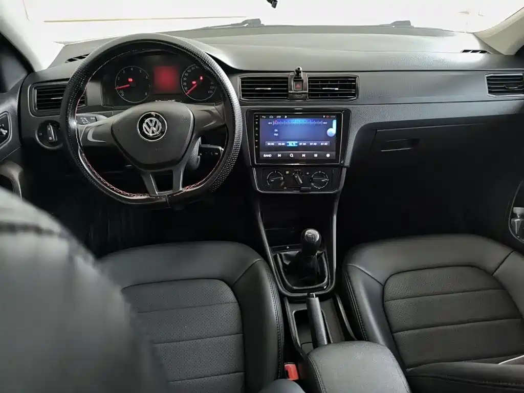 Volkswagen Santana 2019 — фото 13