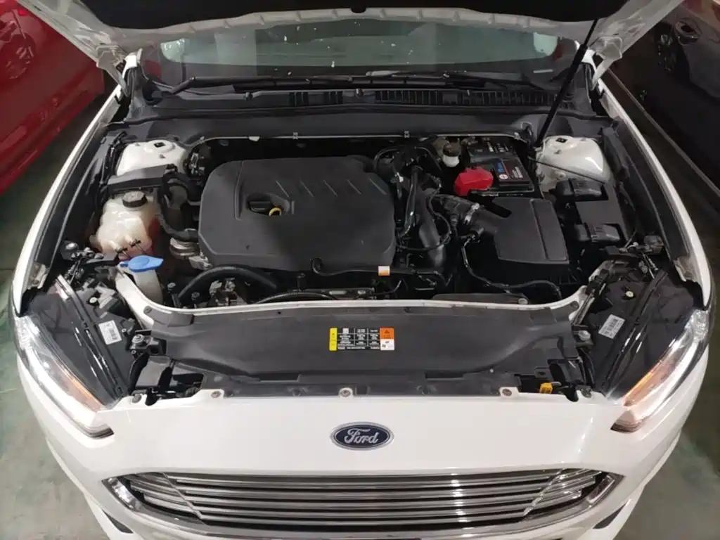 Ford Mondeo 2015 — фото 20