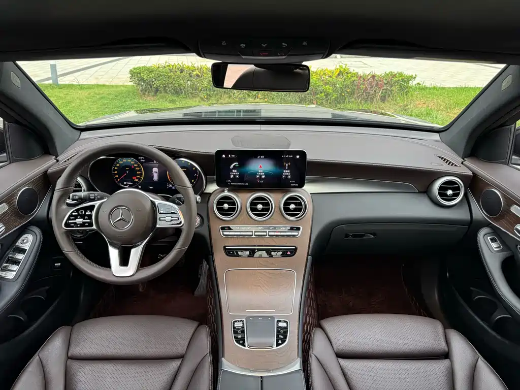 Mercedes-Benz GLC 2023 — фото 18